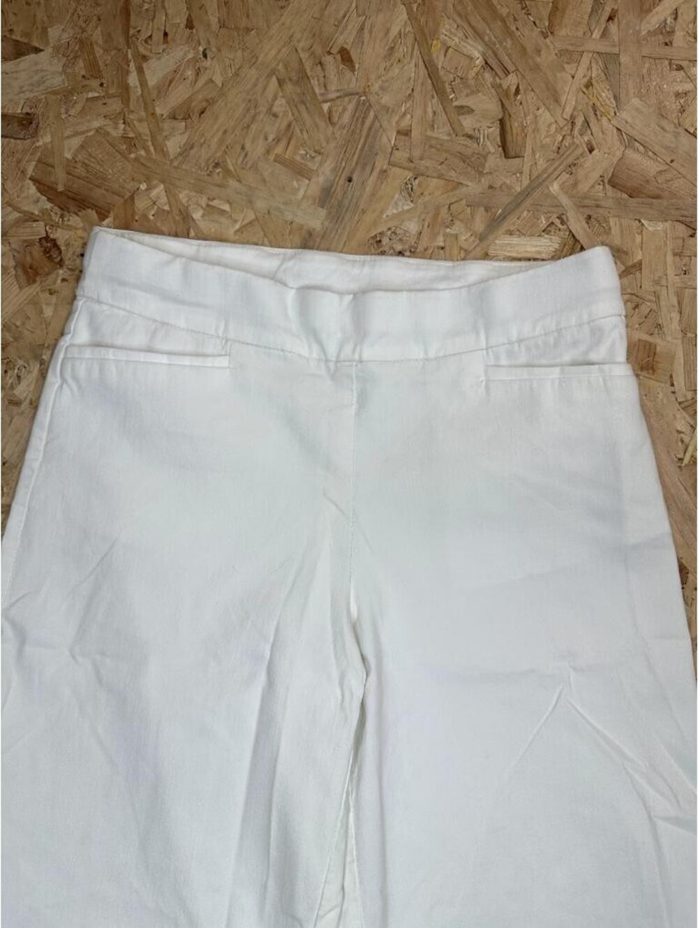 Chicos White Wide Leg Crop Pants Womens Size 0.5P US 6P Pull On Stretch Cropped - Picture 6 of 15